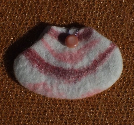 Felted Purse small shell